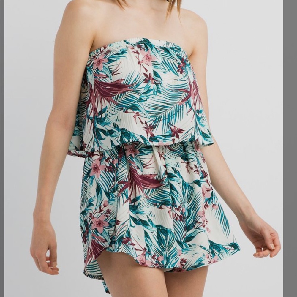 Tropical strapless romper